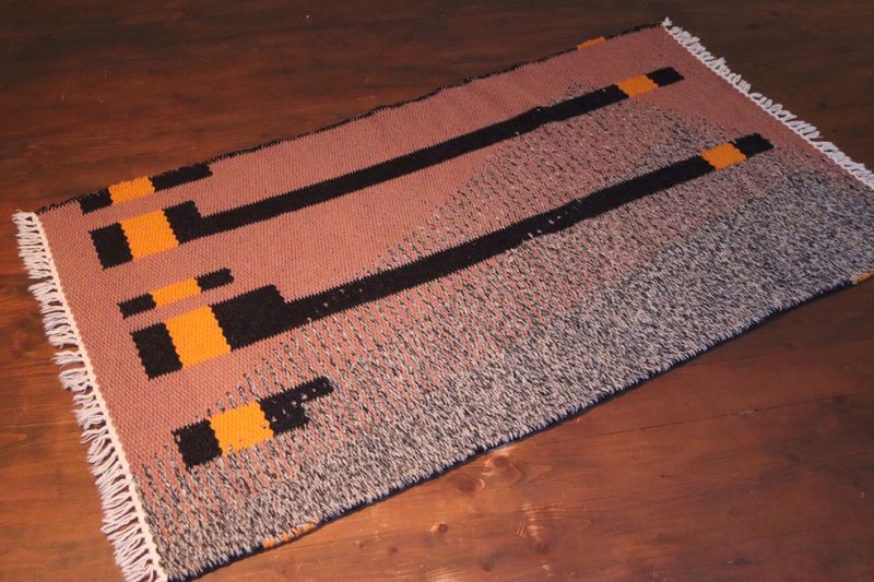 Rug