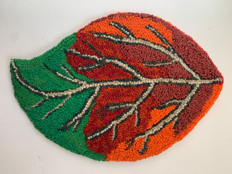 hooked woollen rag rug