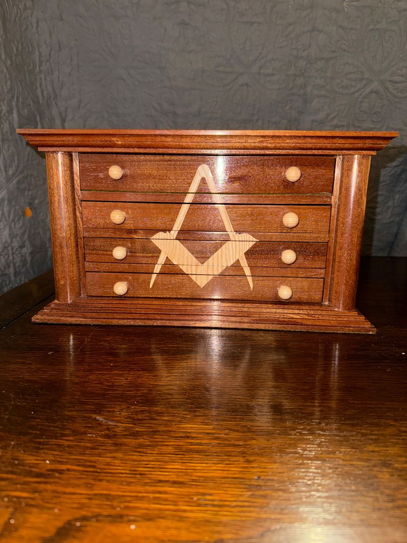 Masonic tool chest