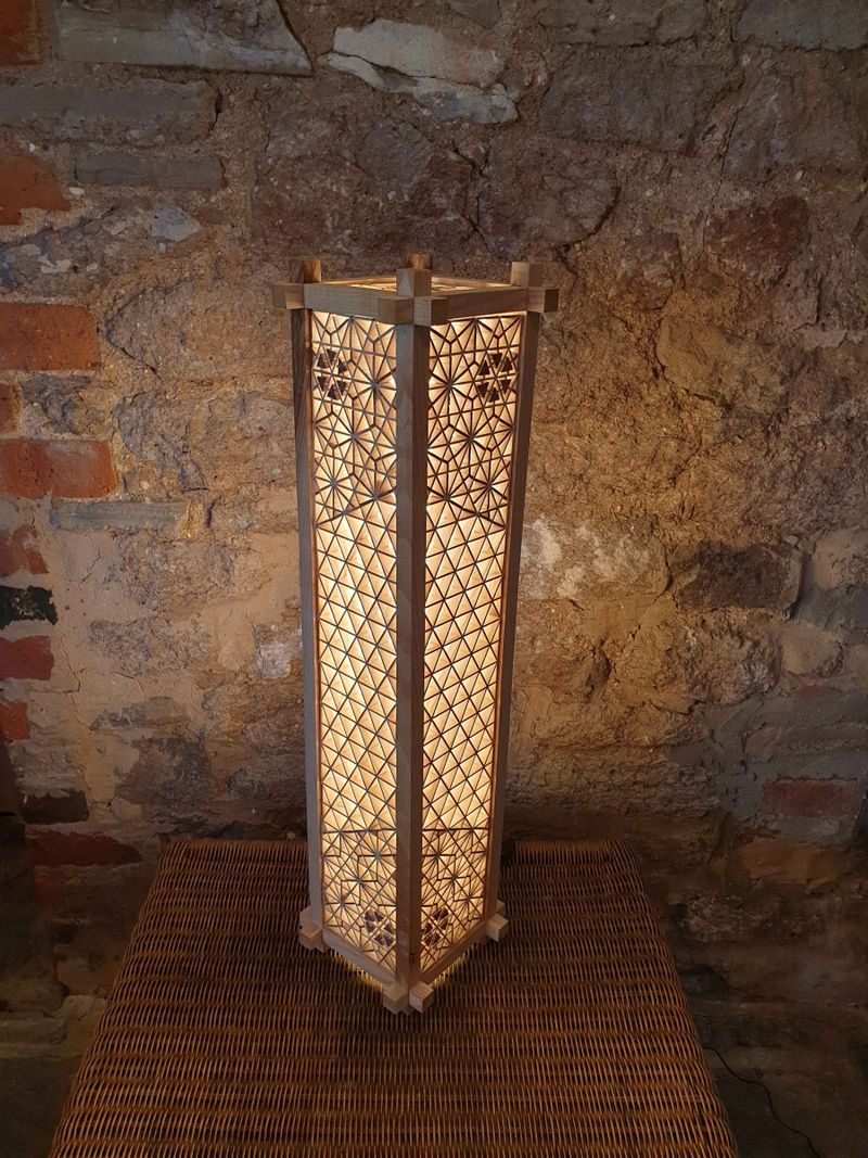 Tsumiishi-Kikko Kumiko Lantern (Large)