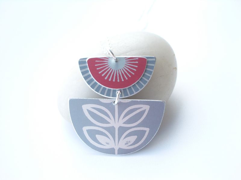 Retro Flower Pendant