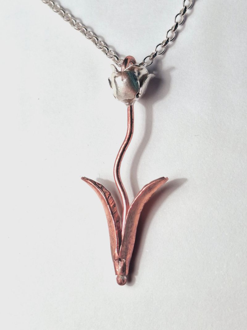 Mixed metal Tulip necklace