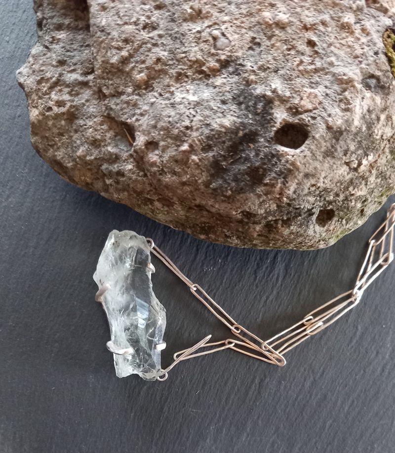 green garnet + chain