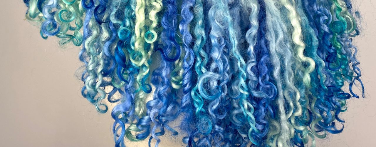 Seaside inspired collar