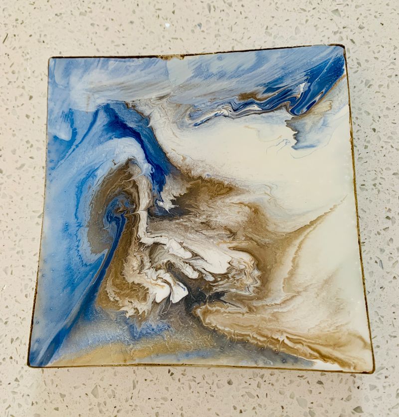 Poured enamel dish